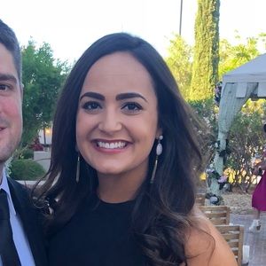 Meet your Posher, Dena